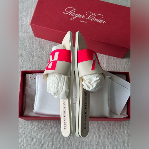 Roger Vivier white and pink leather slide sandals. New in box. Size 41. - Picture 4 of 6